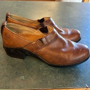 ARIAT women’s 7.5 slip on brown leather shoes with rubber sole.